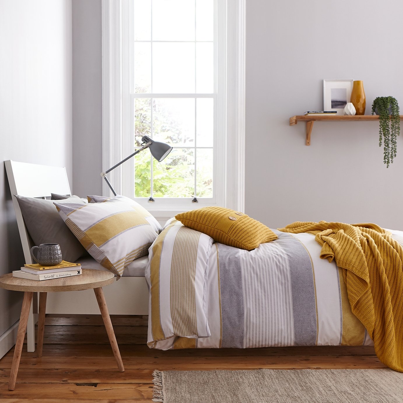 Catherine Lansfield Ochre Newquay Stripe Bedding Set- Single Review