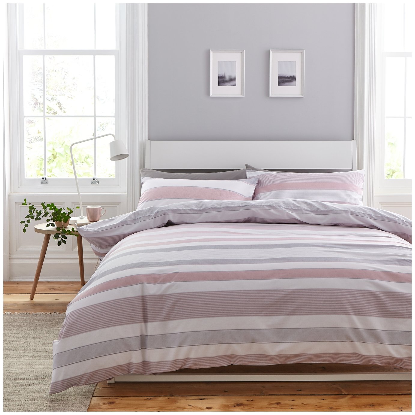 Catherine Lansfield Blush Newquay Stripe Bedding Set- Single Review