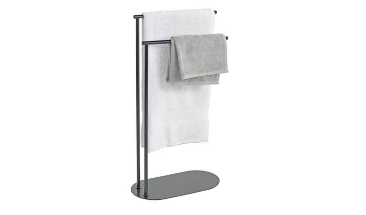 Free standing 2024 towel rail argos