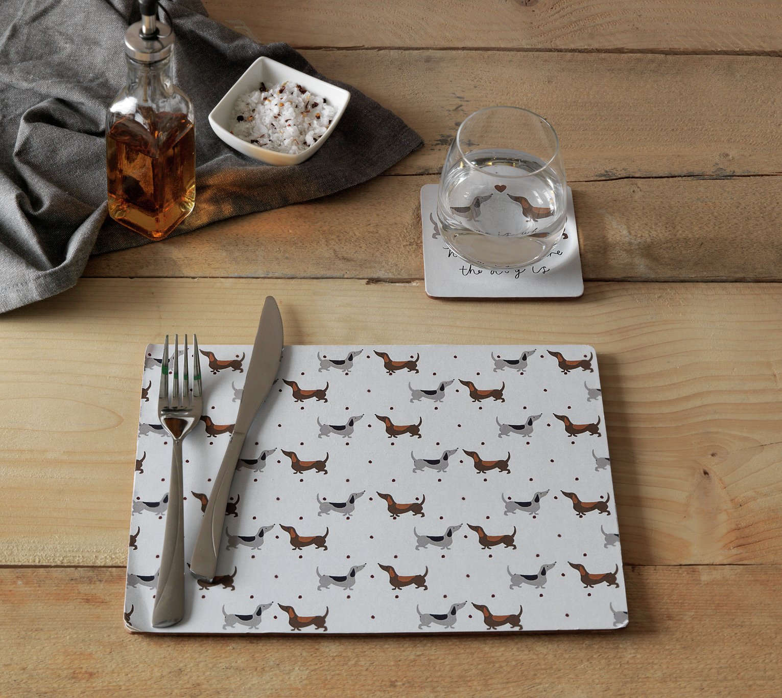 Argos Home Set of 4 Spotty Dachshund Placemats and Coasters Review