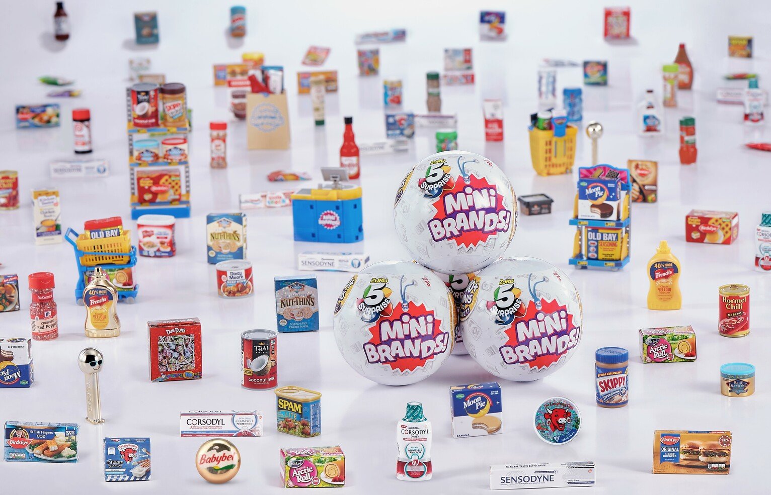 zuru five surprise mini brands