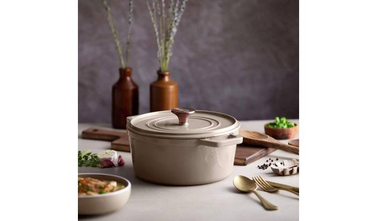 Barbary and Oak Nattura Cream Cast Iron 20cm Casserole Dish