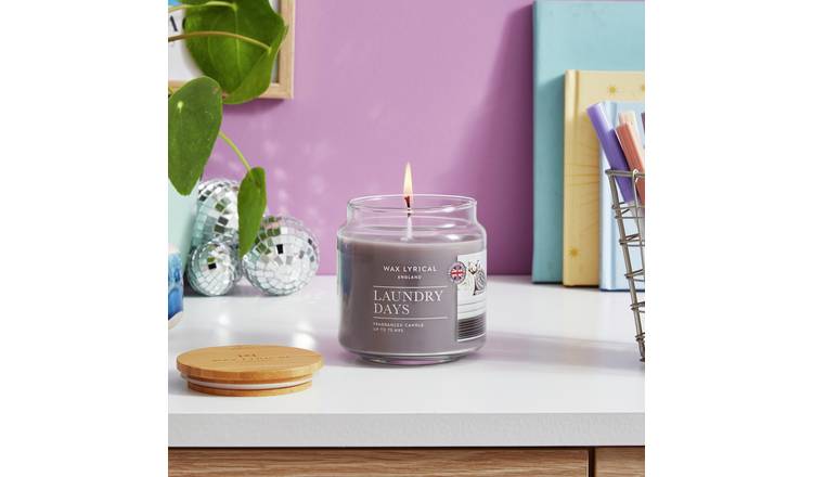 Wax Lyrical Medium Candle - Laundry Days 