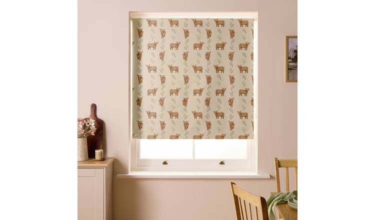 Argos Home Highland Cow Printed Blackout Roller Blind - 90cm