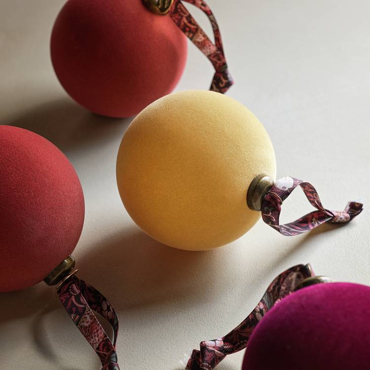 Habitat x Morris & Co. Flocked Baubles - Pack of 3 0