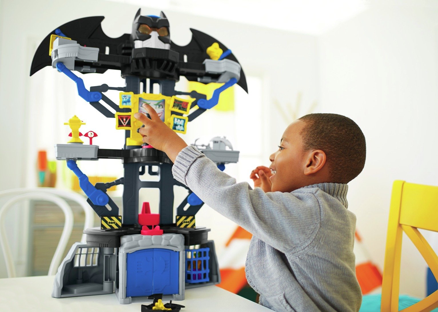 Imaginext Transforming Batcave Review