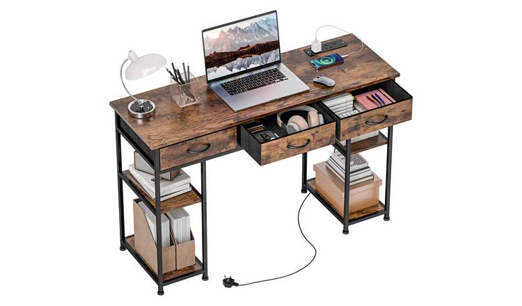 HOMCOM Industrial Computer Desk with Power Outlets - Rustic Brown