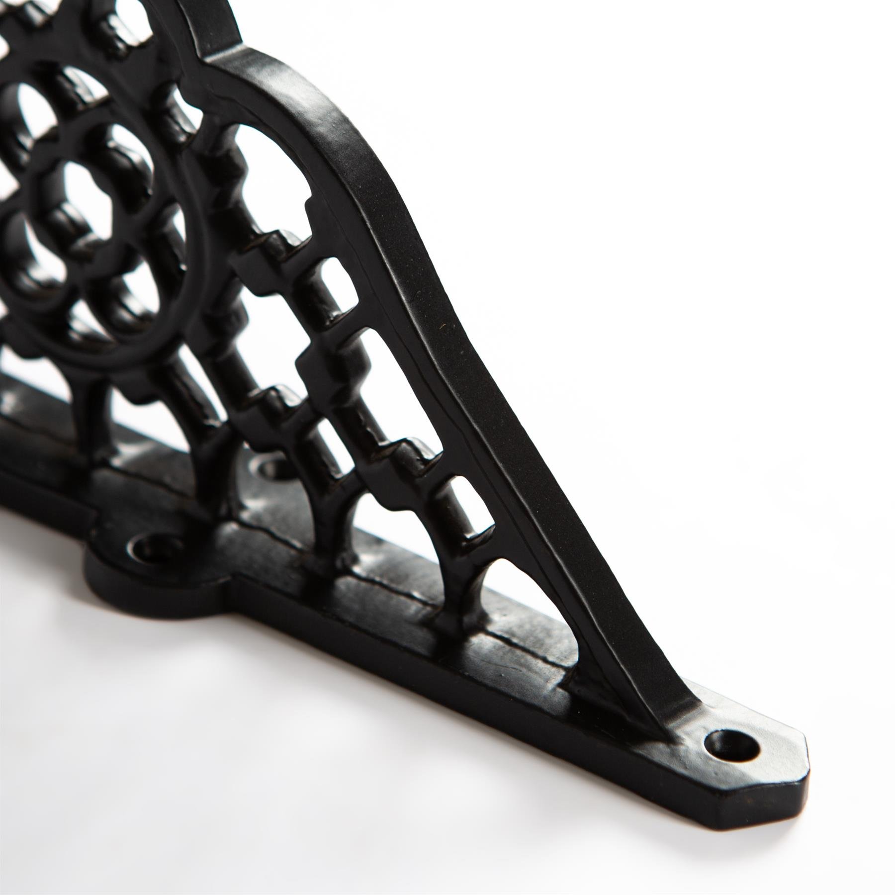 Hammer & Tongs Honeycomb Iron Shelf Bracket - Black - Image 2