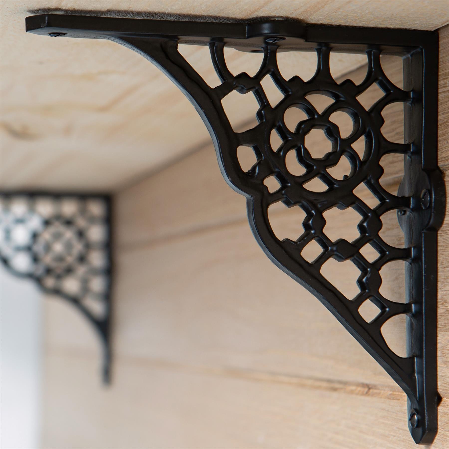 Hammer & Tongs Honeycomb Iron Shelf Bracket - Black - Image 6