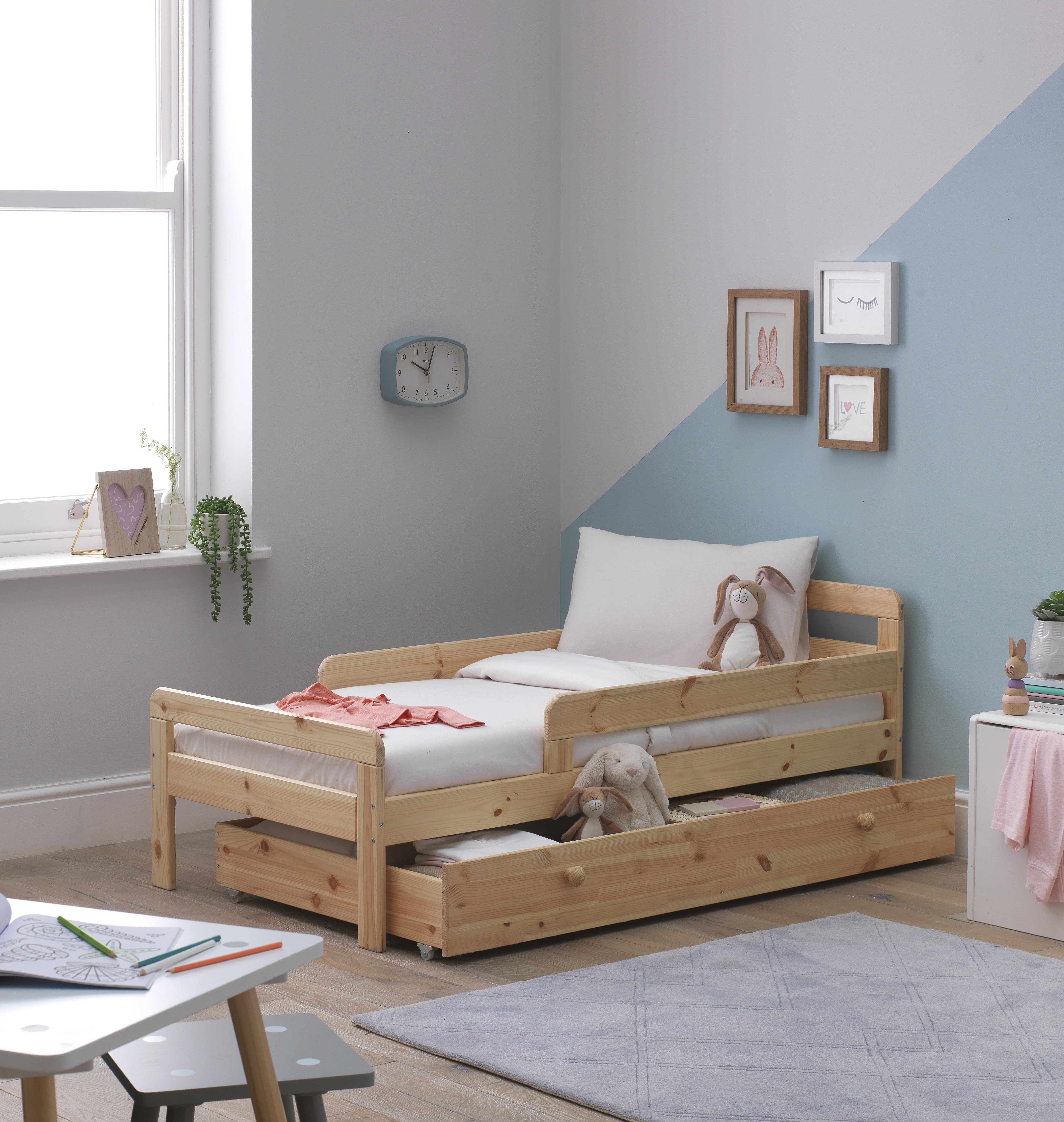Argos Home Ellis Pine Toddler Bed, Drawer & Kids Mattress