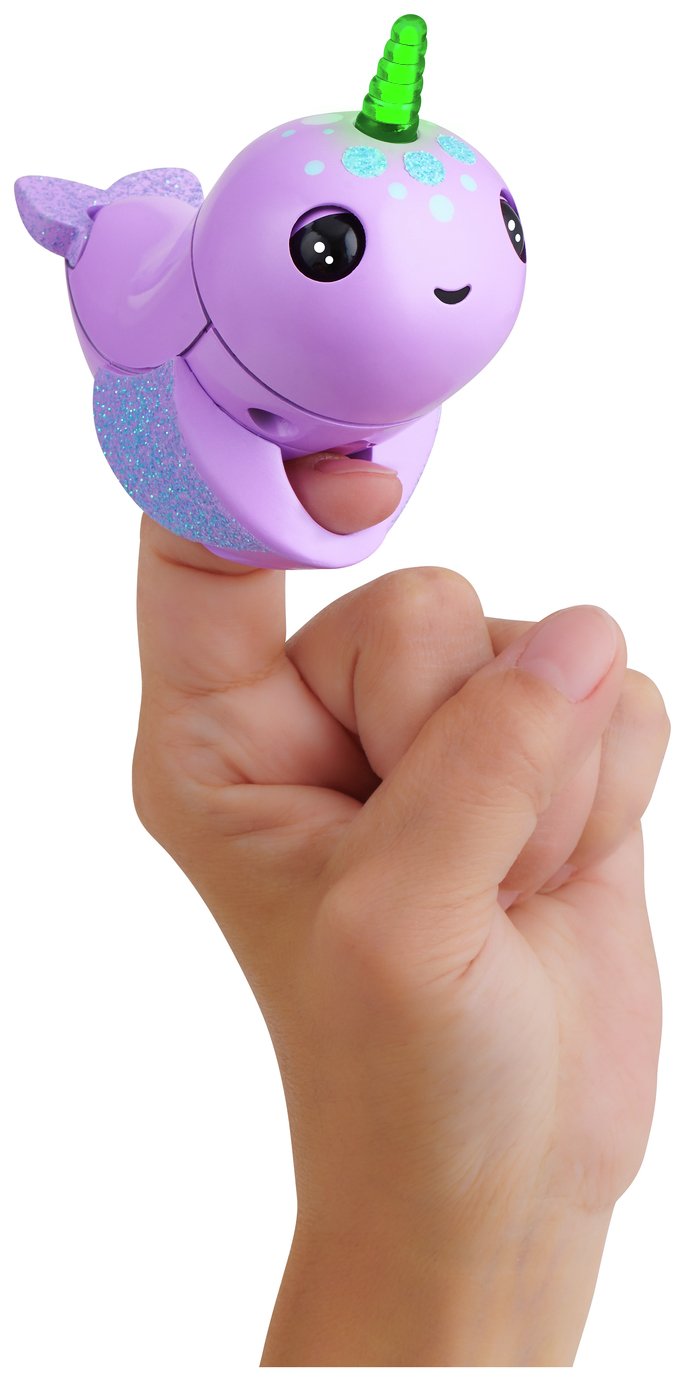 Fingerlings Narwhal Nelly - Purple
