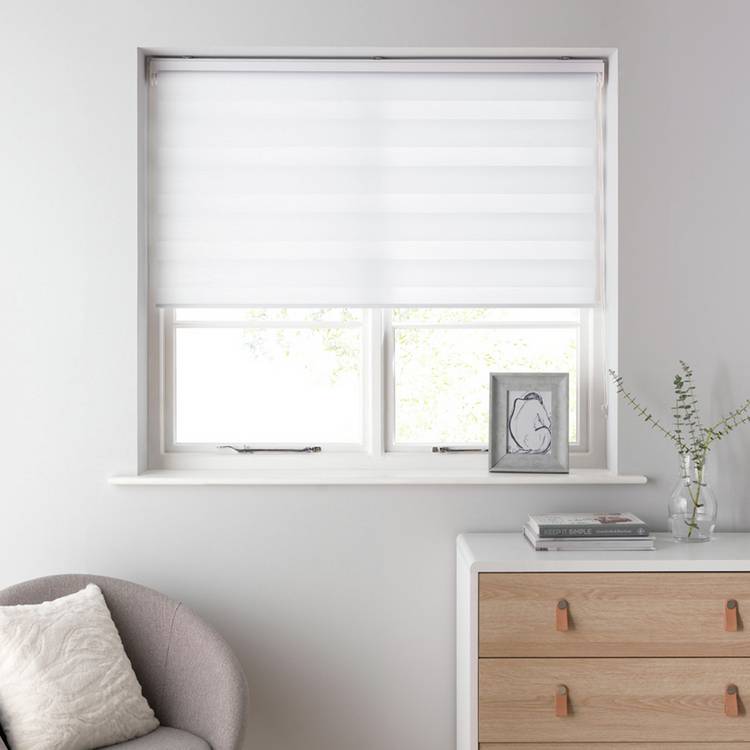 Habitat Day and Night White Roller Blind - 150cm 0
