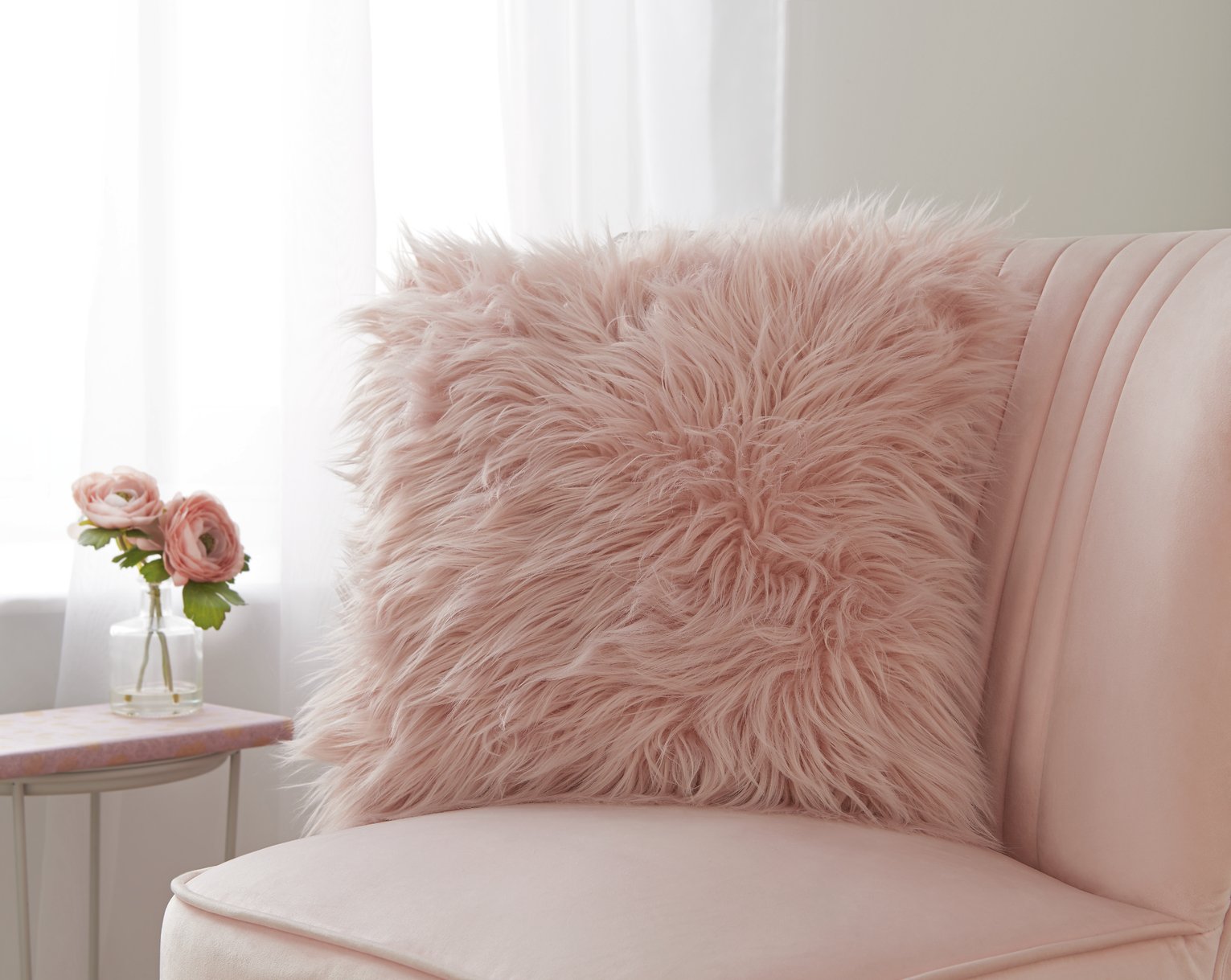 large blush cushions