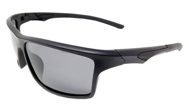 Polarised sunglasses