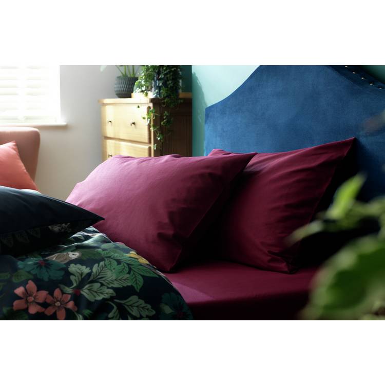 Habitat Cotton Rich 180 TC Plain Pillowcase Pair - Berry 0