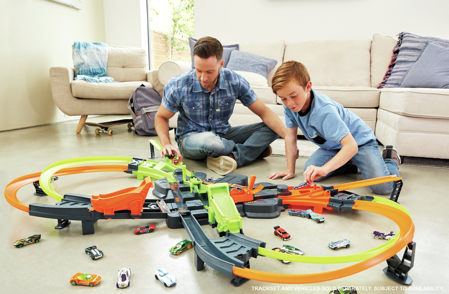 Hot Wheels Colossal Crash Speedway Track Set