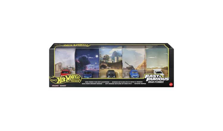 Hot Wheels Premium Fast & Furious Bundle of 5 1:64 Scale Die-Cast Toy Cars