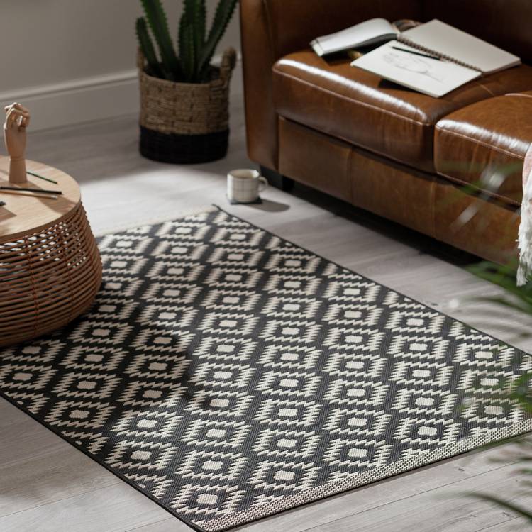 Homemaker Geometric Black & White Flatweave Rug - 170x120cm 0