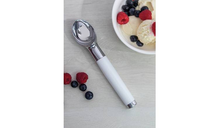 KitchenAid Classic Plastic Ice Cream Scoop - White