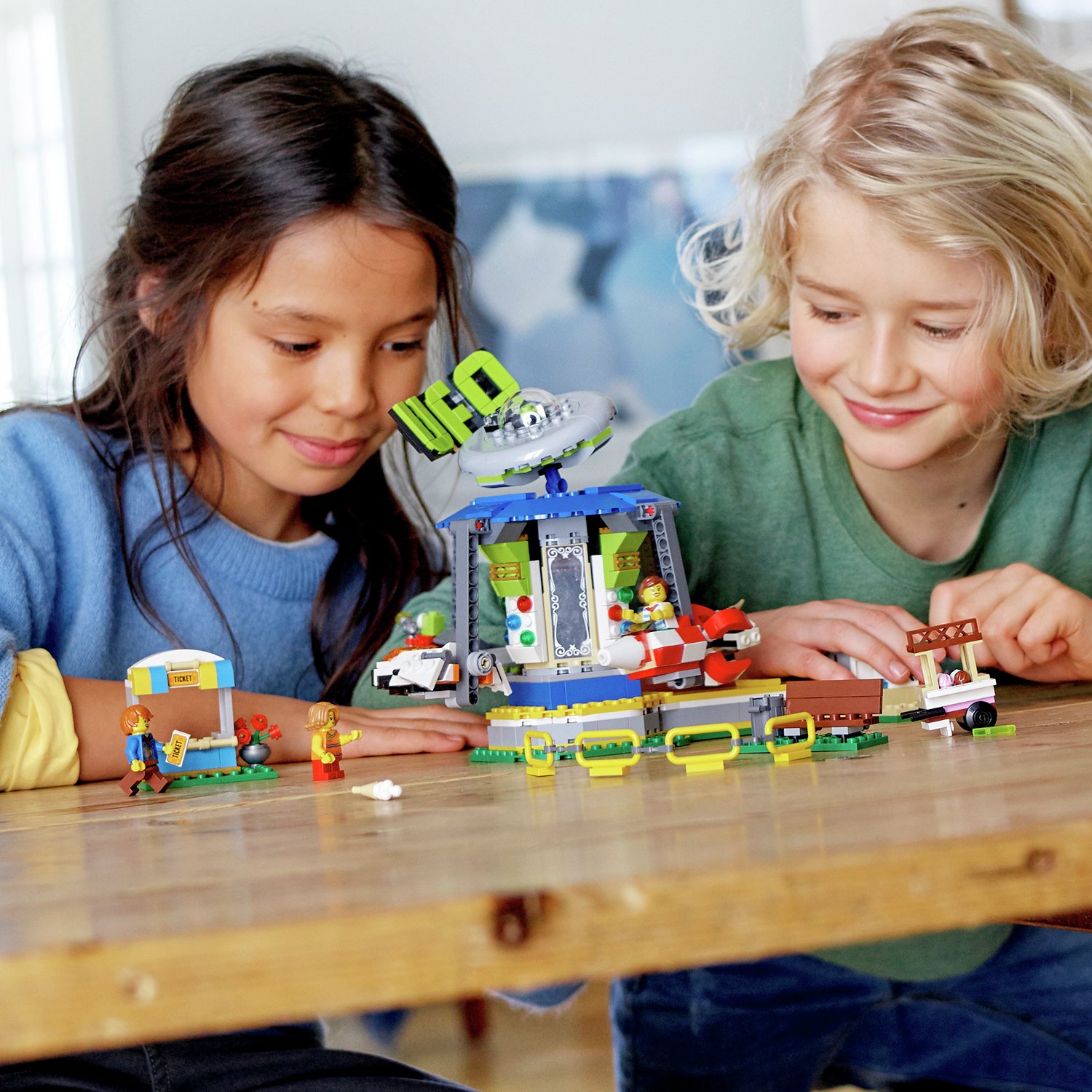 LEGO Creator Fairground Carousel Playset Review