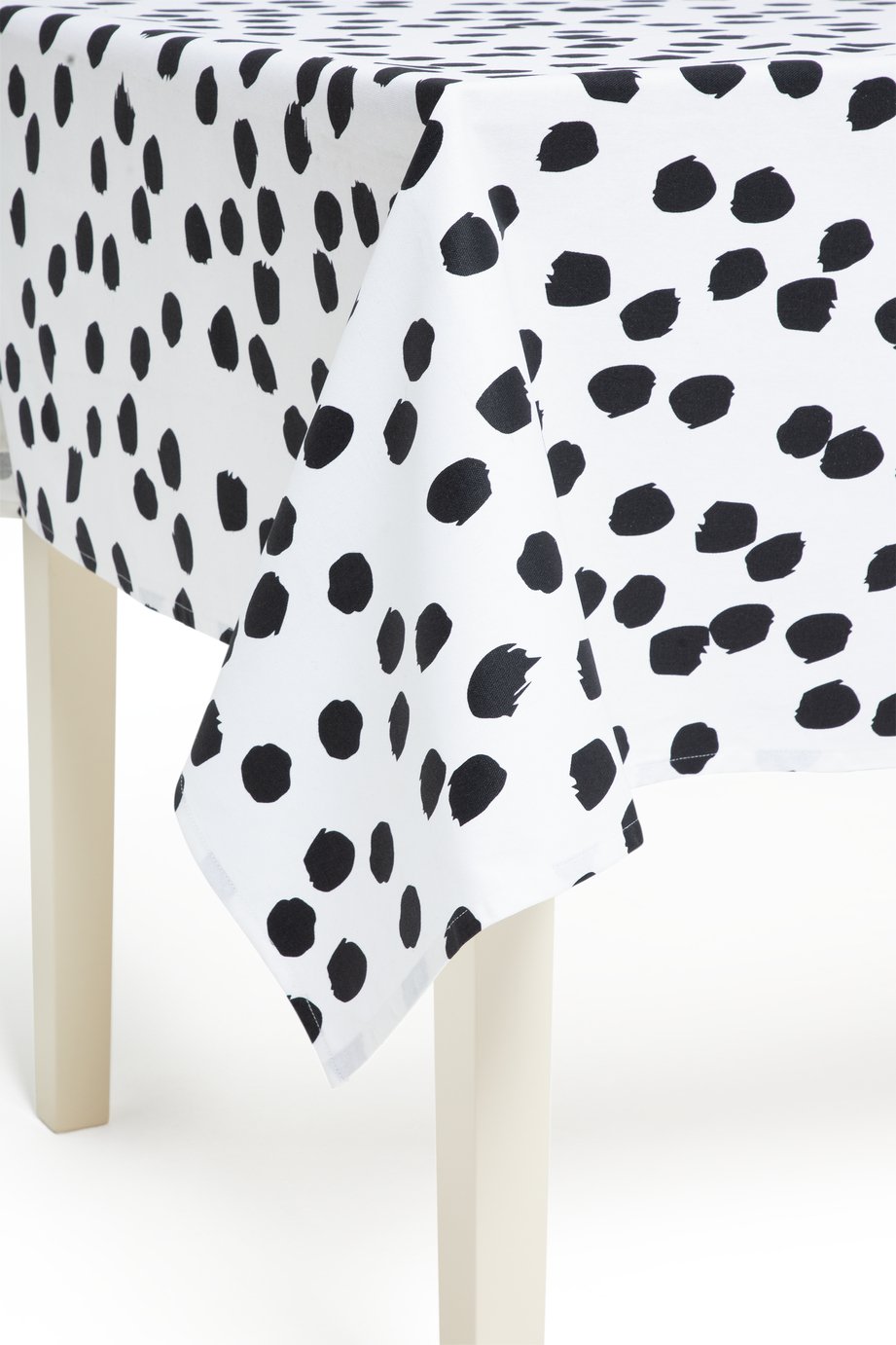 Habitat Spot Wipe Clean Cotton Table Cloth - White