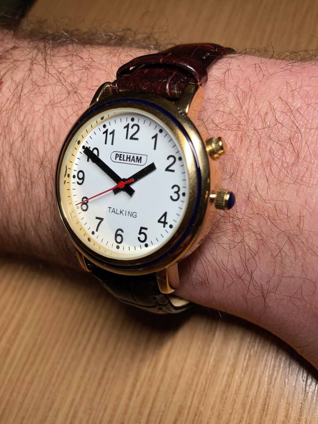 Thoughtfully Designed Talking Analogue Gold Case Large Watch Review