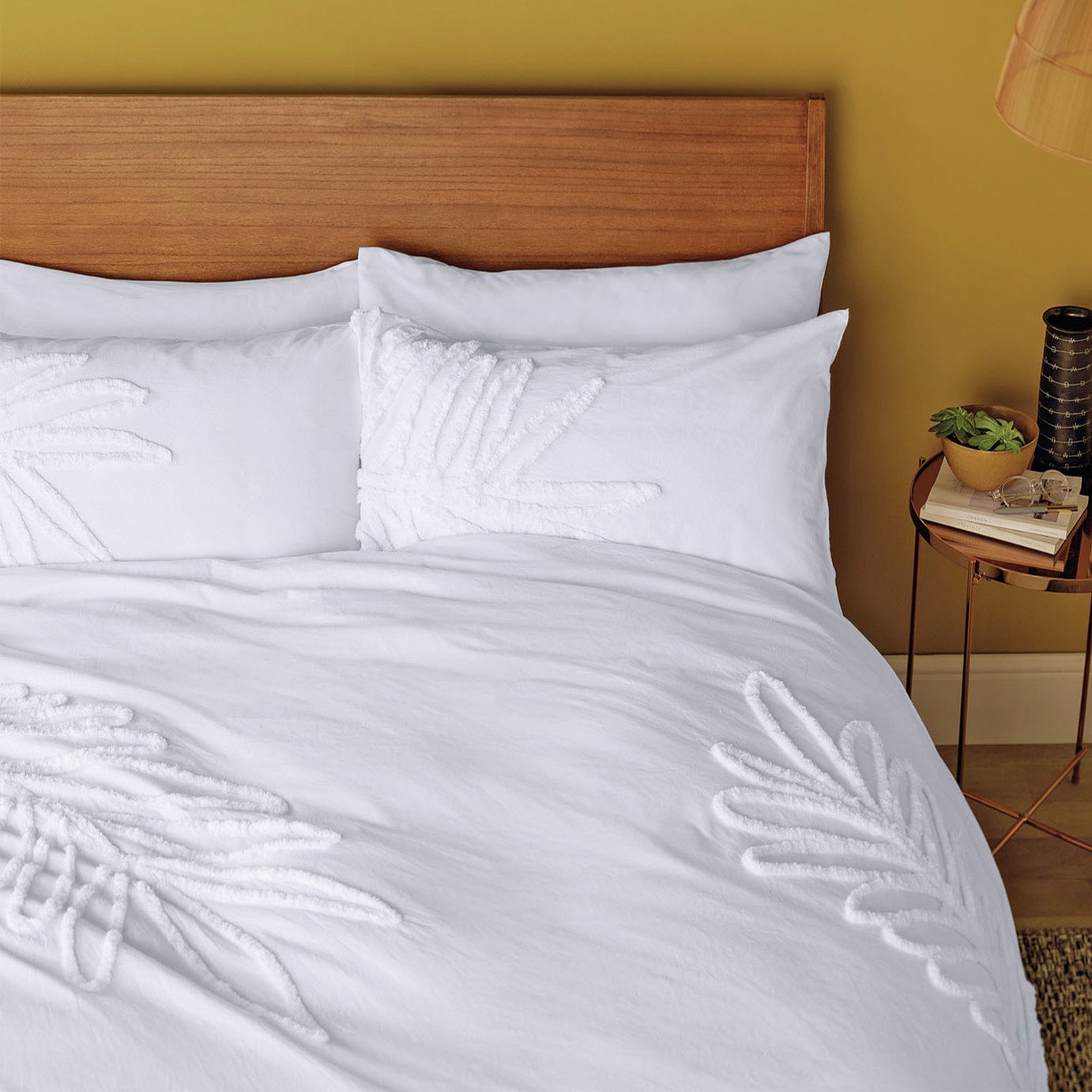 Habitat Cotton Tufted Leaf White Bedding Set review 9.6 / 10