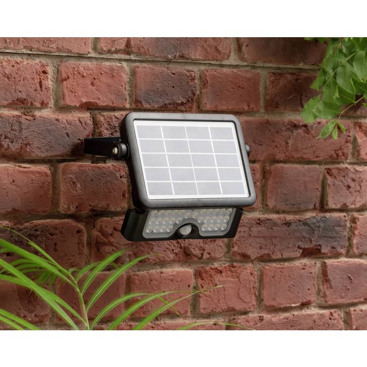 Luceco 5W Solar PIR Outdoor Floodlight 0