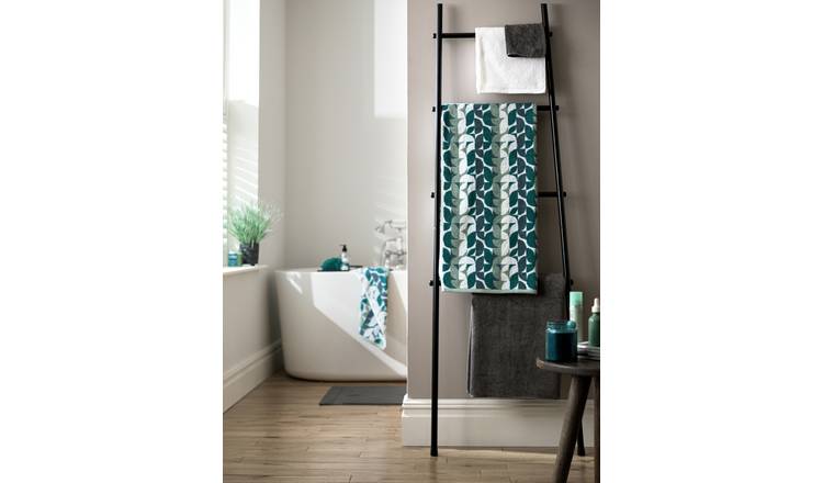 Habitat Geometric Bath Towel - Blue & Green