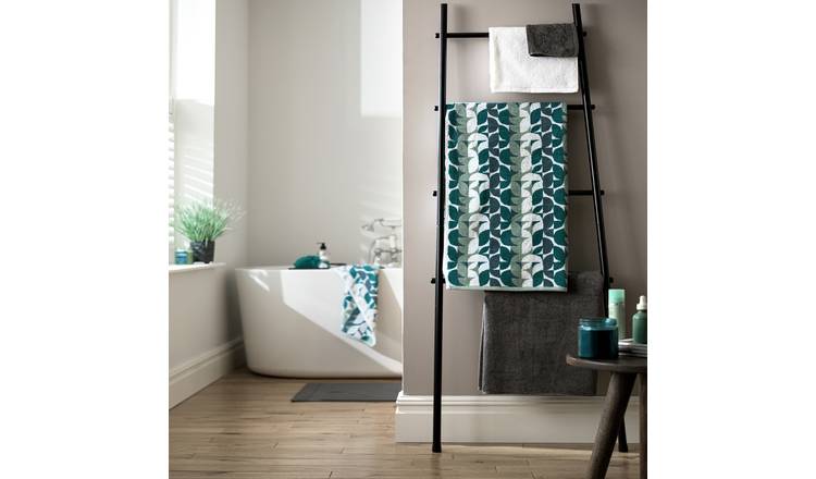 Habitat Geometric Bath Sheet - Blue & Green