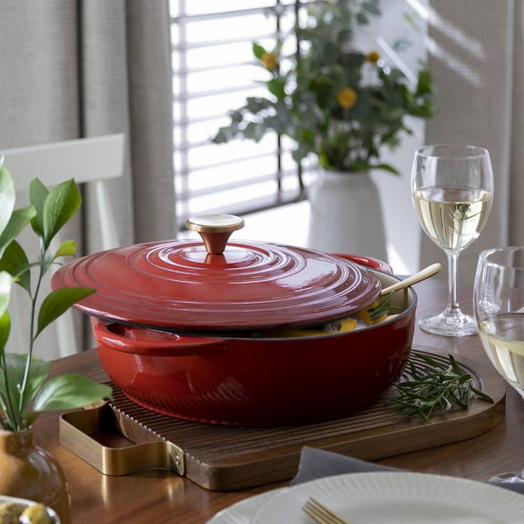 Habitat 4 Litre Cast Iron Shallow Casserole Dish - Red 0