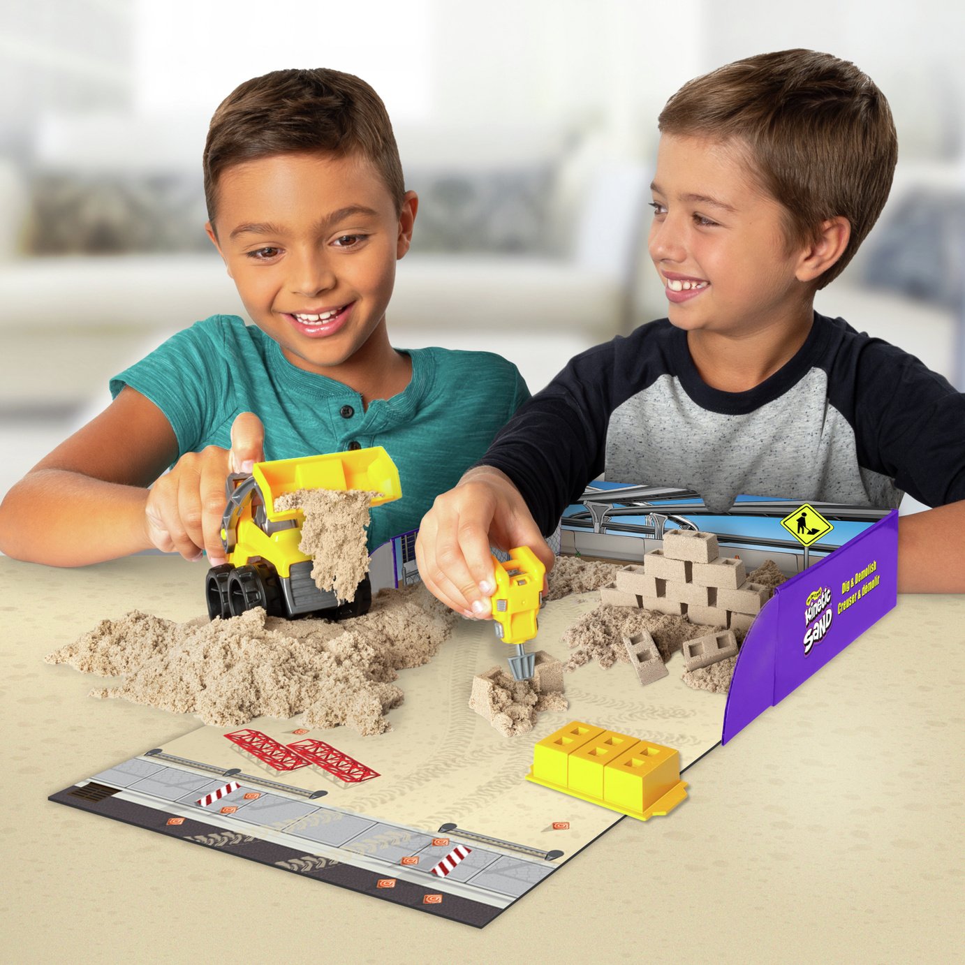 Kinetic Sand Dig and Demolish Set Review