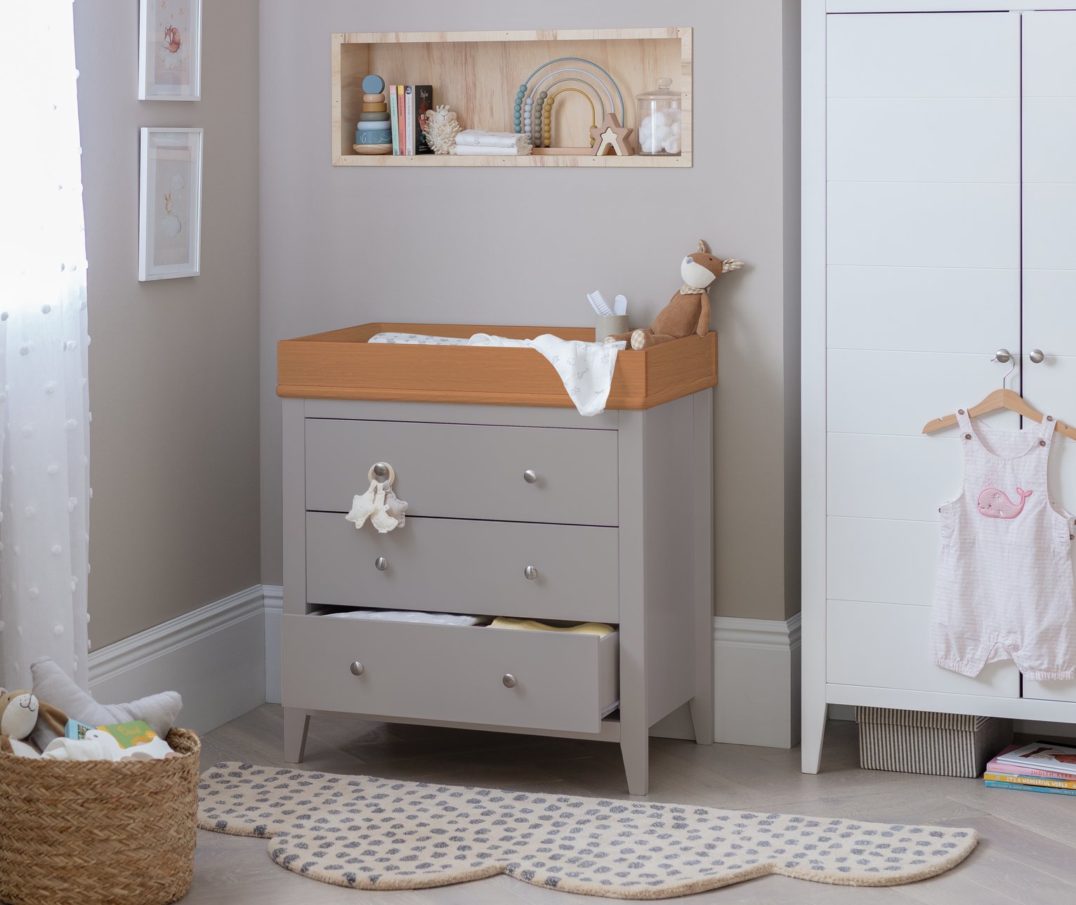 Cuggl Canterbury Nursery Chest Drawer - Grey