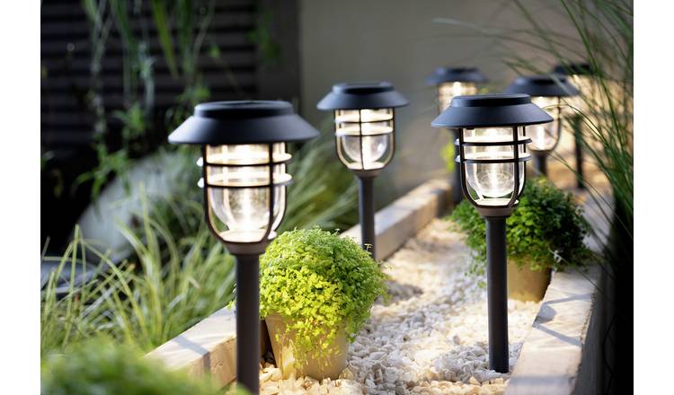 Solar store stake lanterns