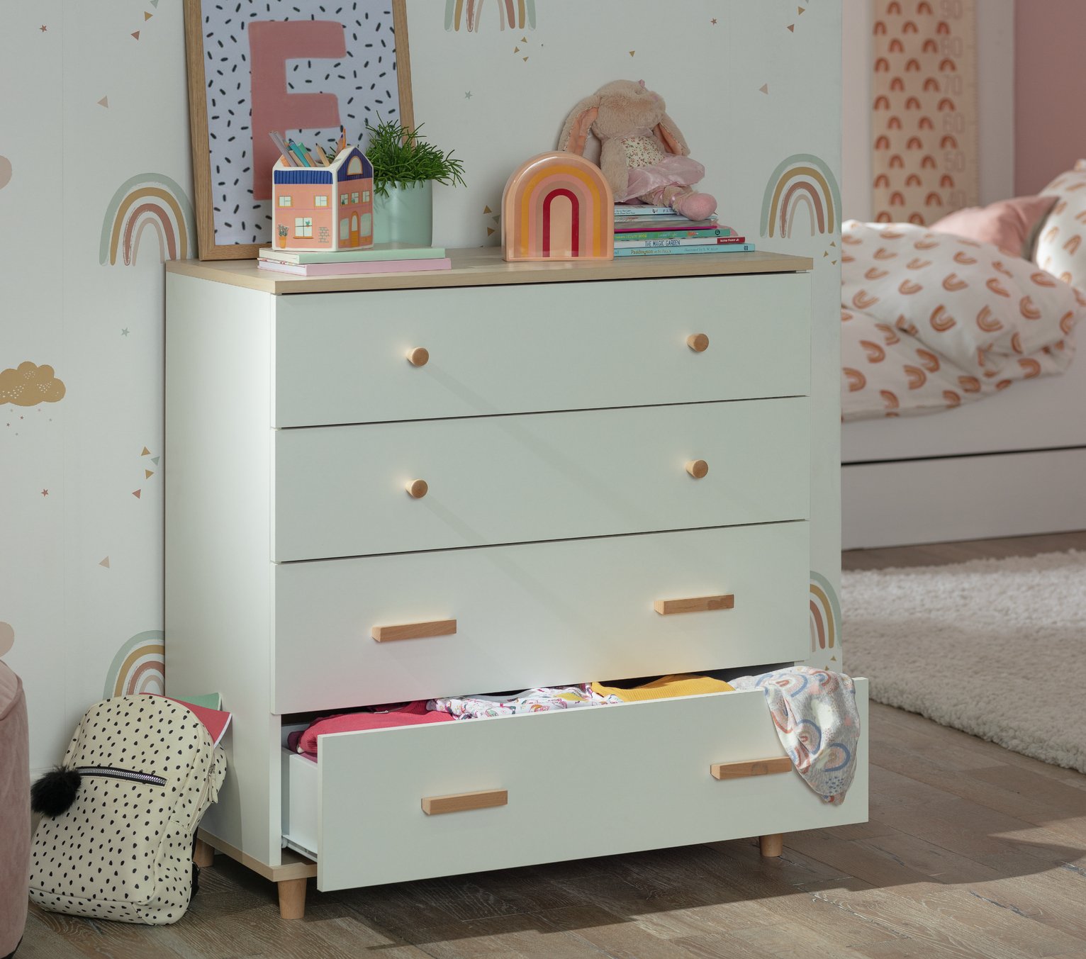 Habitat Melby 4 Chest of Drawers - White and Acacia