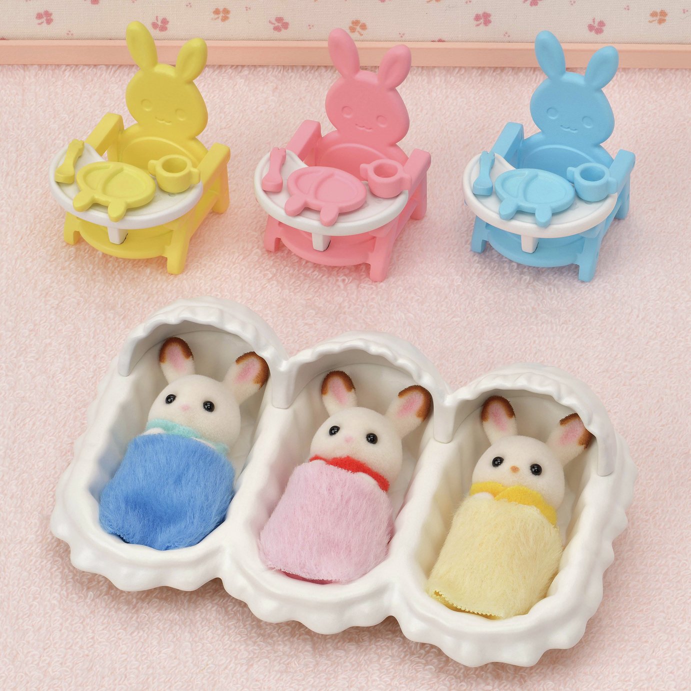 Sylvanian Families Triplets Care Set