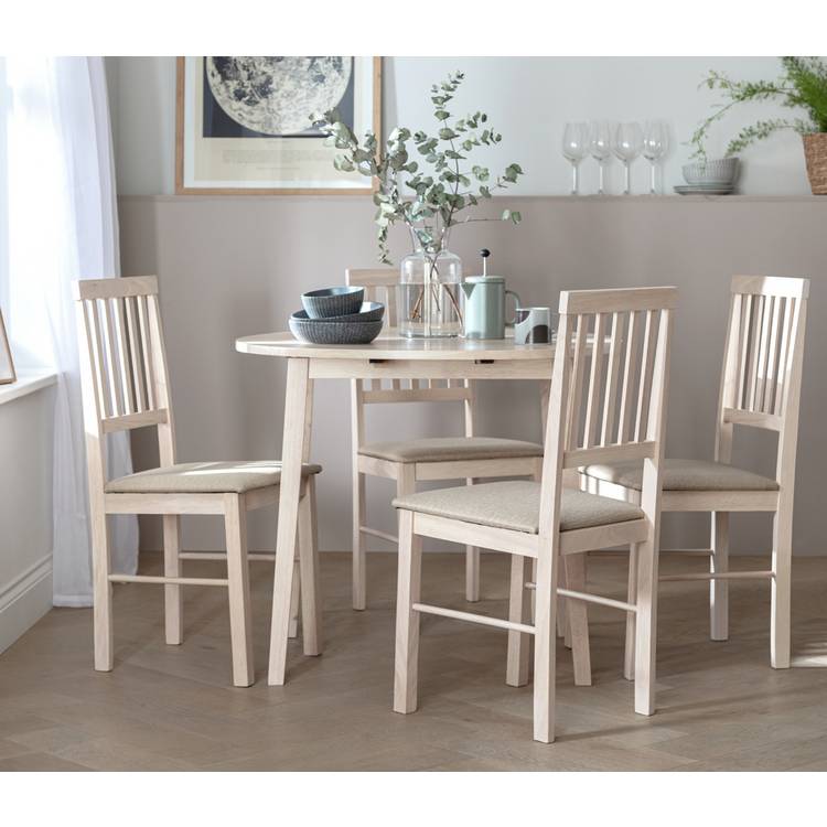 Argos Home Kendal Extending Oak Dining Table & 4 Oak Chairs 0
