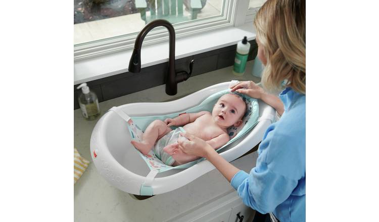 Fisher Price Baby Bath Hammock / Fisher Price 4 In 1 Sling N Seat Tub Babies R Us Canada : The headrest pad seems a bit in the way more than it helps, and it is hard to attach the hammock part.
