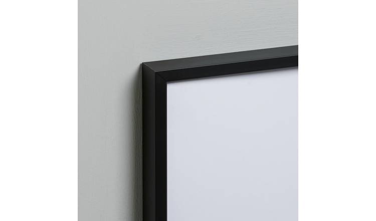 Black photo shop frames