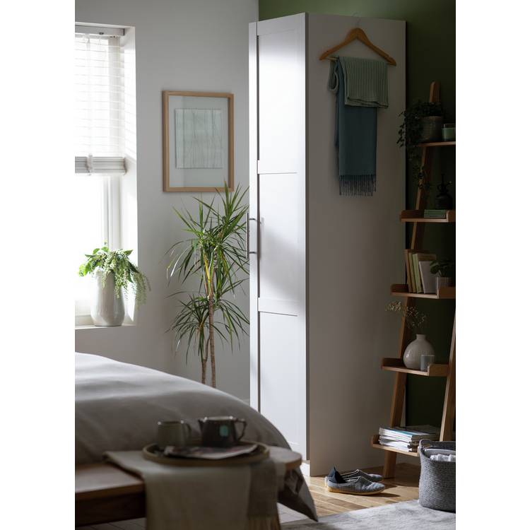 Habitat Munich Panelled 1 Door Wardrobe - White 0