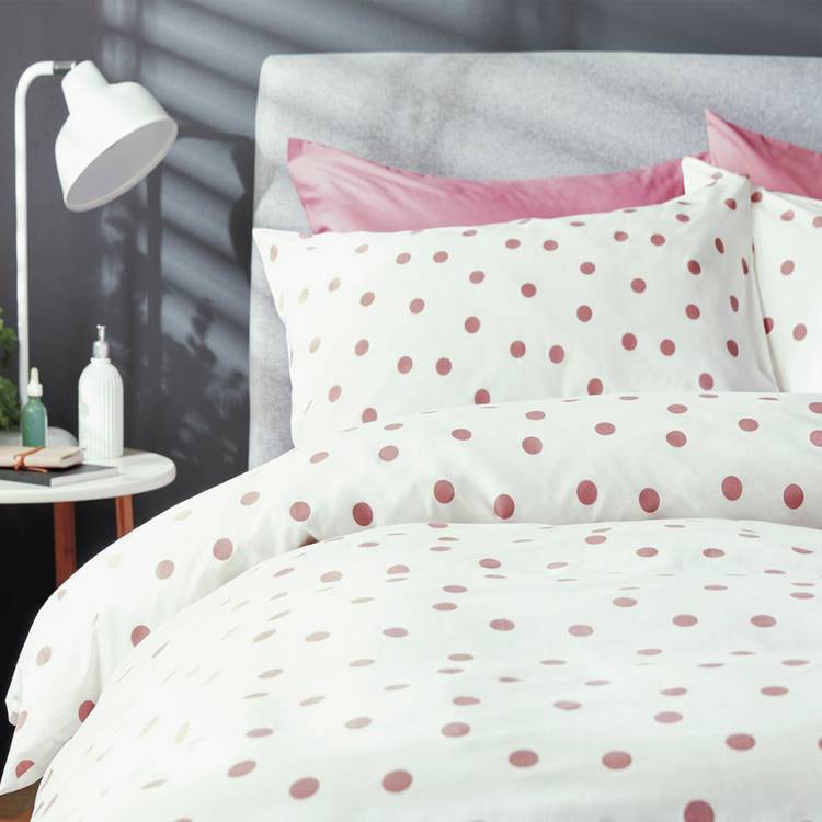 Habitat Monochrome Spot Pink Bedding Set - Double 0