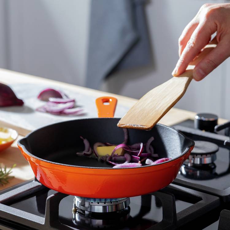 Habitat 19.5cm Cast Iron Frying Pan - Orange 0
