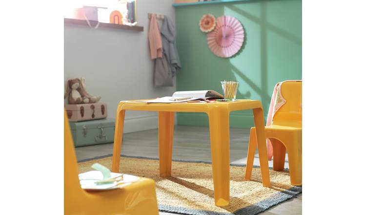 Argos childrens plastic store table and chairs