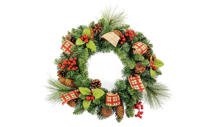 Premier Decorations Natural Berry Christmas Wreath
