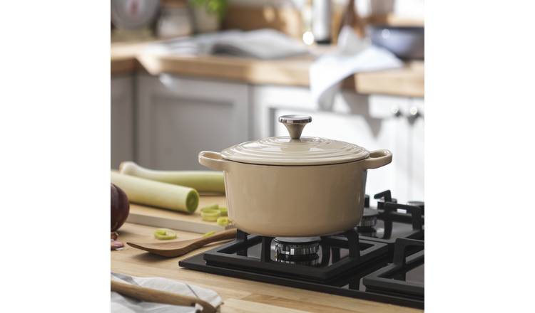 Buy Argos Home 3.3 Litre Cast Iron Casserole Dish - Cream