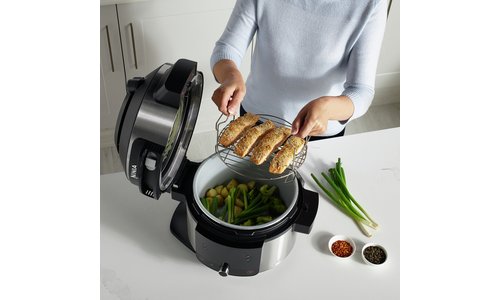 Ninja Foodi 11-in-1 SmartLid 6L Multi Cooker and Air Fryer