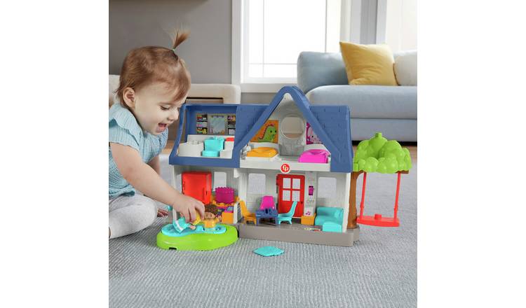 Fisher-Price Little People - Friends Play House & 2 Figures