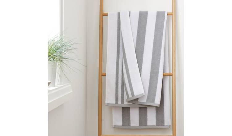 Catherine Lansfield Reversible Stripe Jacquard Bath Sheet - Grey