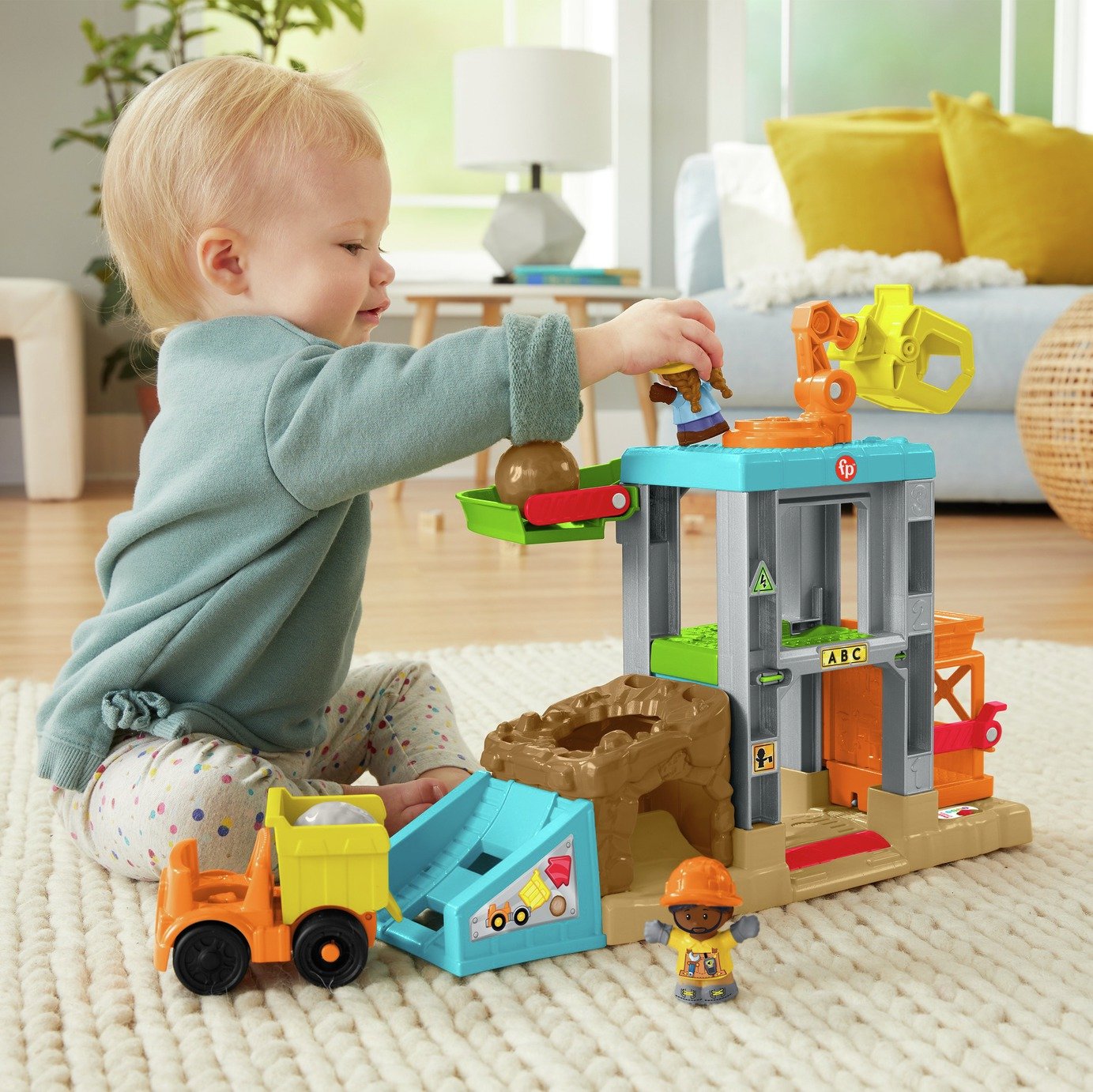 Photo 1 of Fisher-Price Little People Load Up n Learn Construction Site