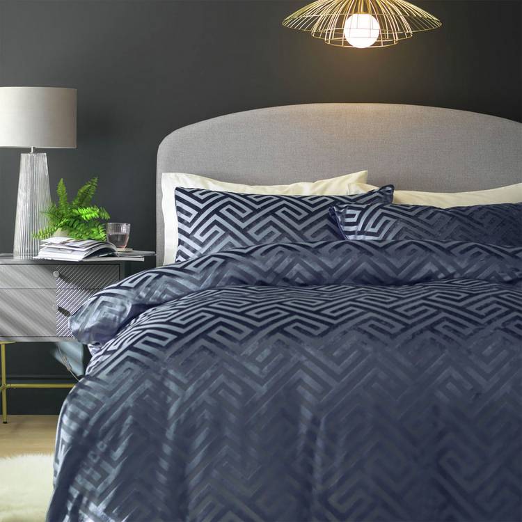 Habitat Velvet Geo Navy Bedding Set - Kingsize 0